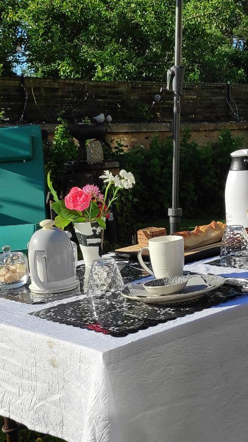 Les Papouz Bed & Breakfast Gommecourt Bagian luar foto